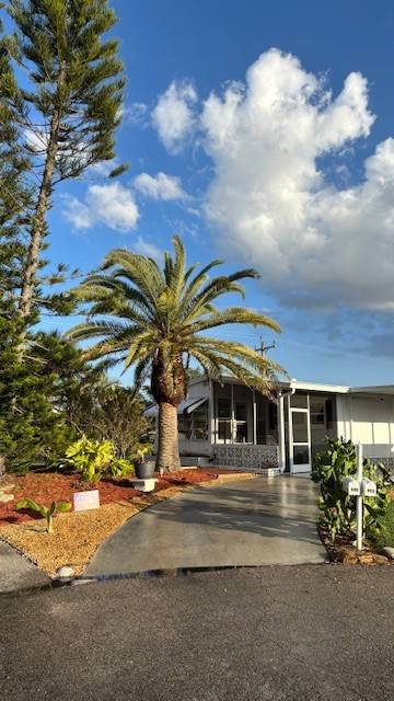 990 Questa E a Venice, FL Mobile or Manufactured Home for Sale